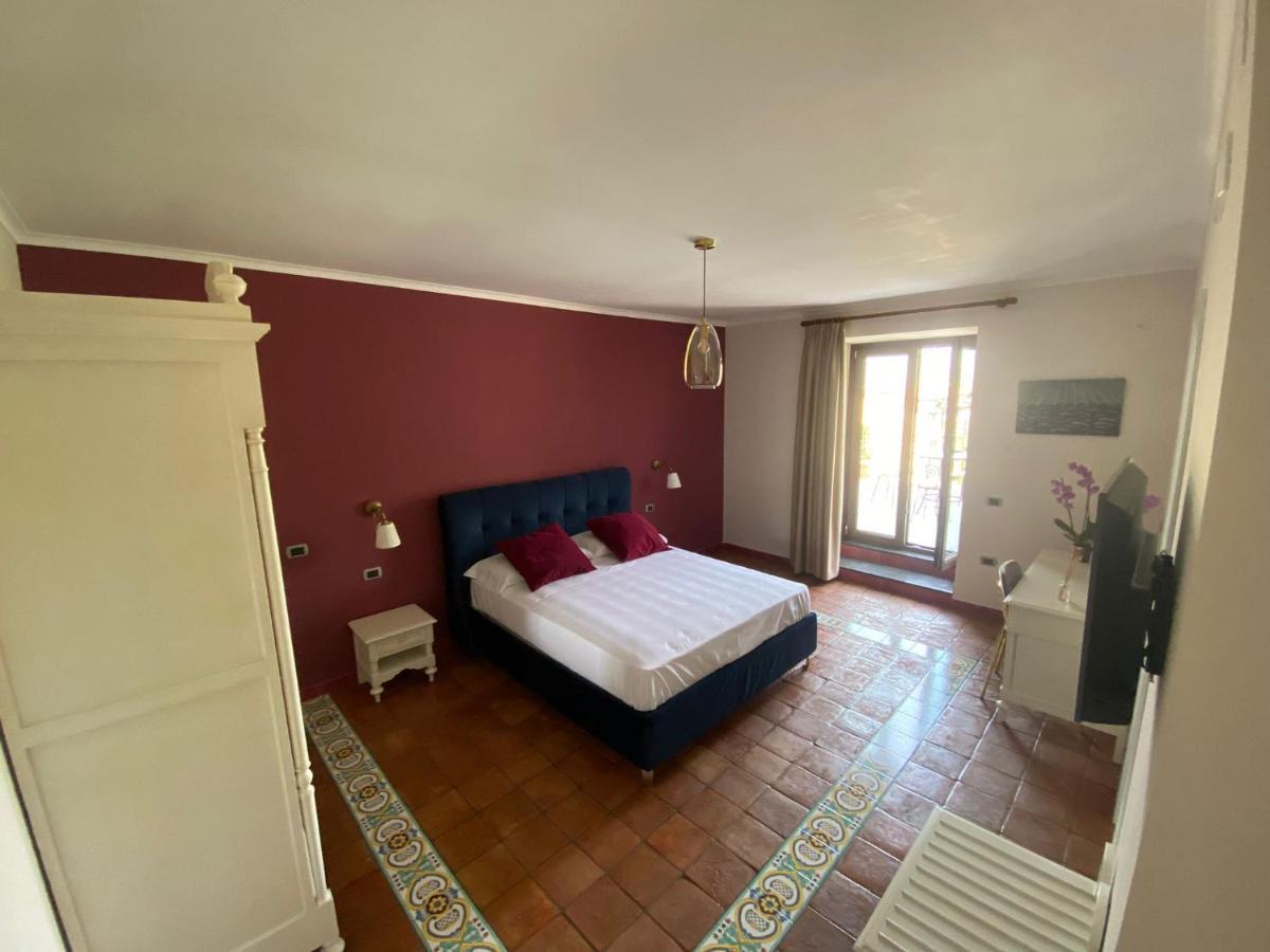 Casa Fifina Rooms Sant'Egidio del Monte Albino ภายนอก รูปภาพ