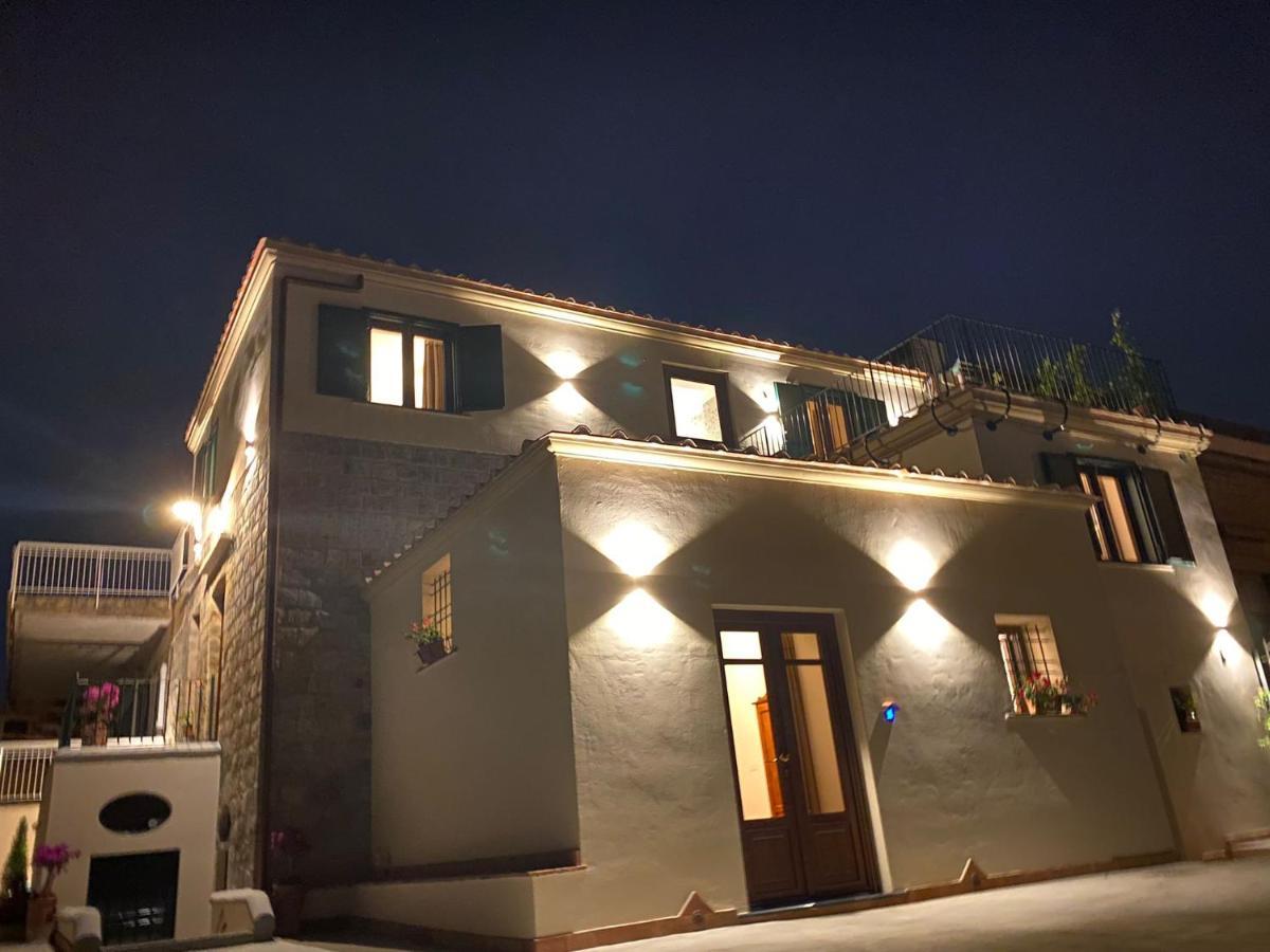 Casa Fifina Rooms Sant'Egidio del Monte Albino ภายนอก รูปภาพ