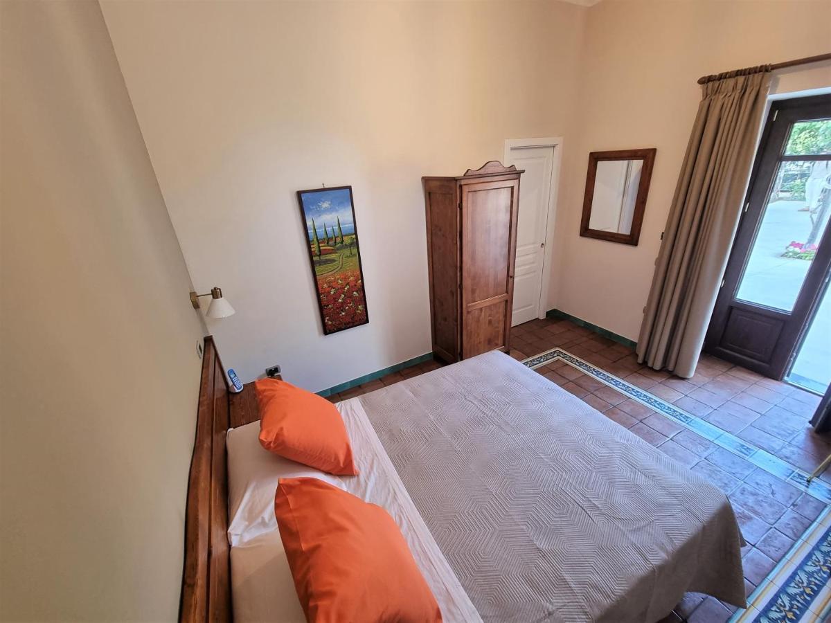 Casa Fifina Rooms Sant'Egidio del Monte Albino ภายนอก รูปภาพ