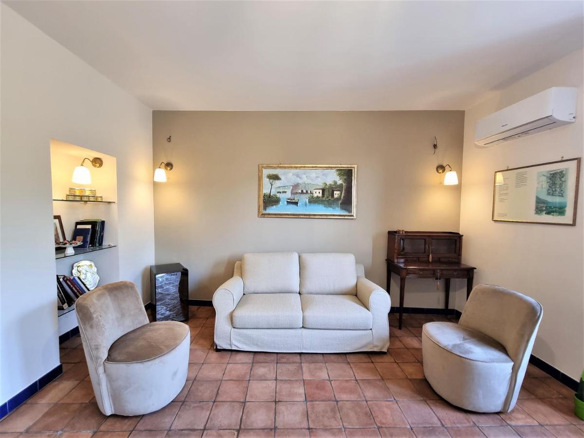 Casa Fifina Rooms Sant'Egidio del Monte Albino ภายนอก รูปภาพ