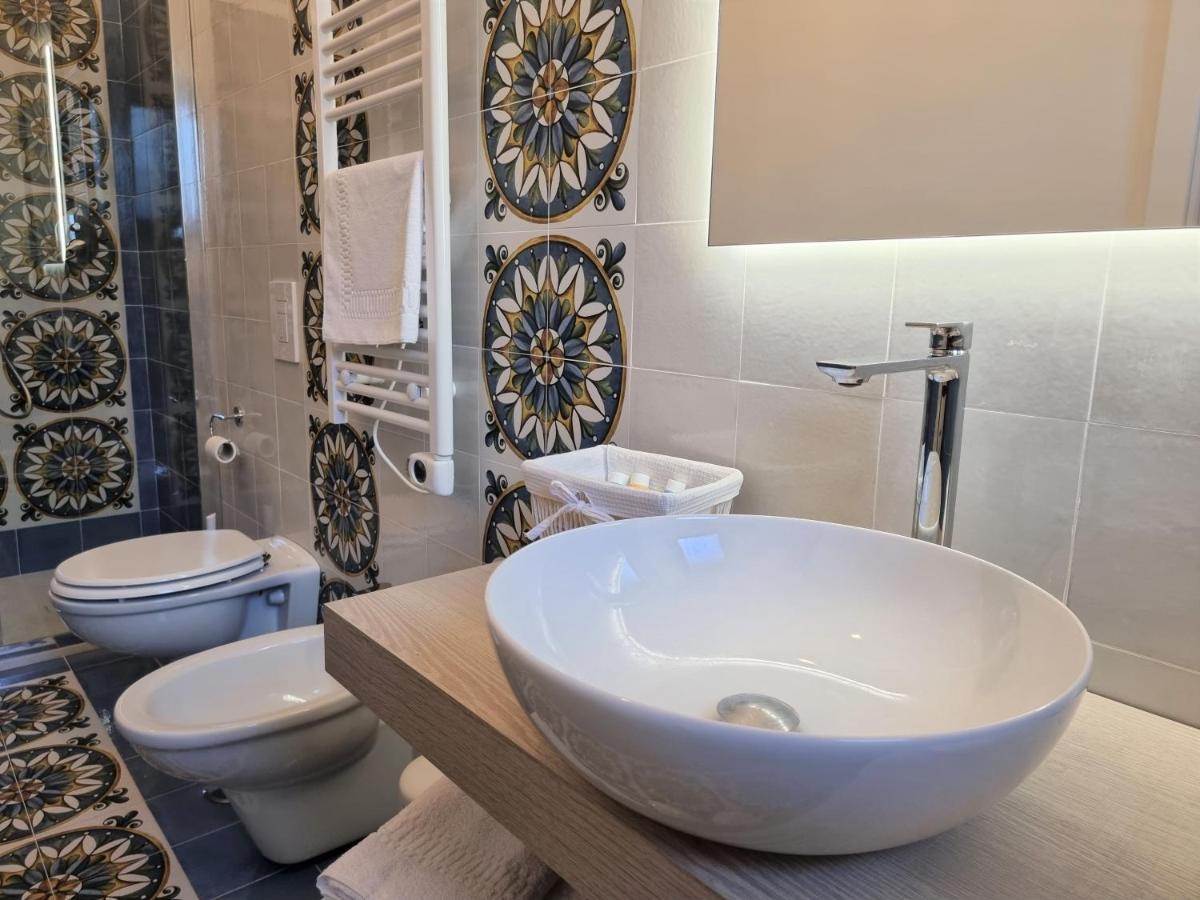 Casa Fifina Rooms Sant'Egidio del Monte Albino ภายนอก รูปภาพ