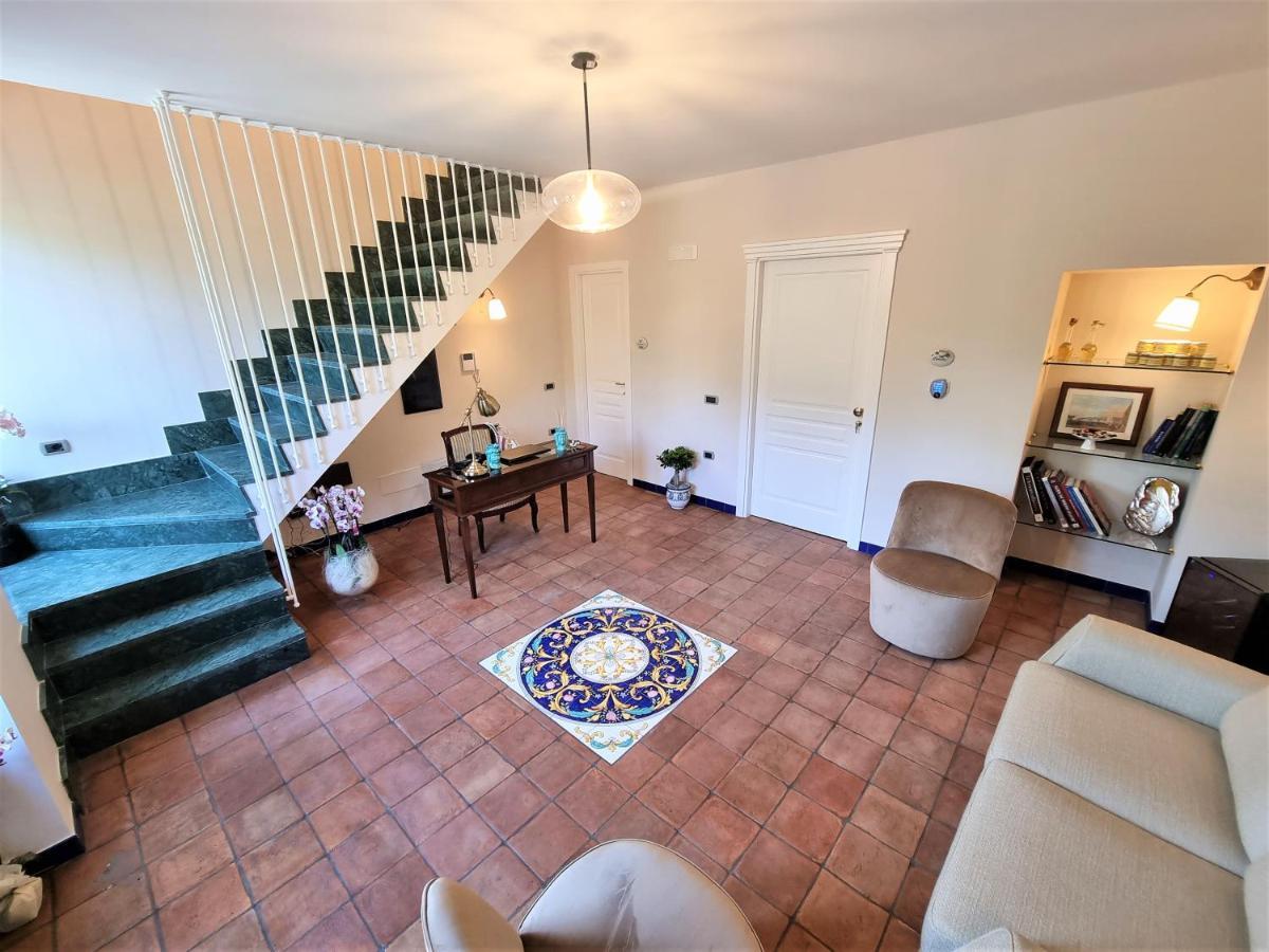 Casa Fifina Rooms Sant'Egidio del Monte Albino ภายนอก รูปภาพ
